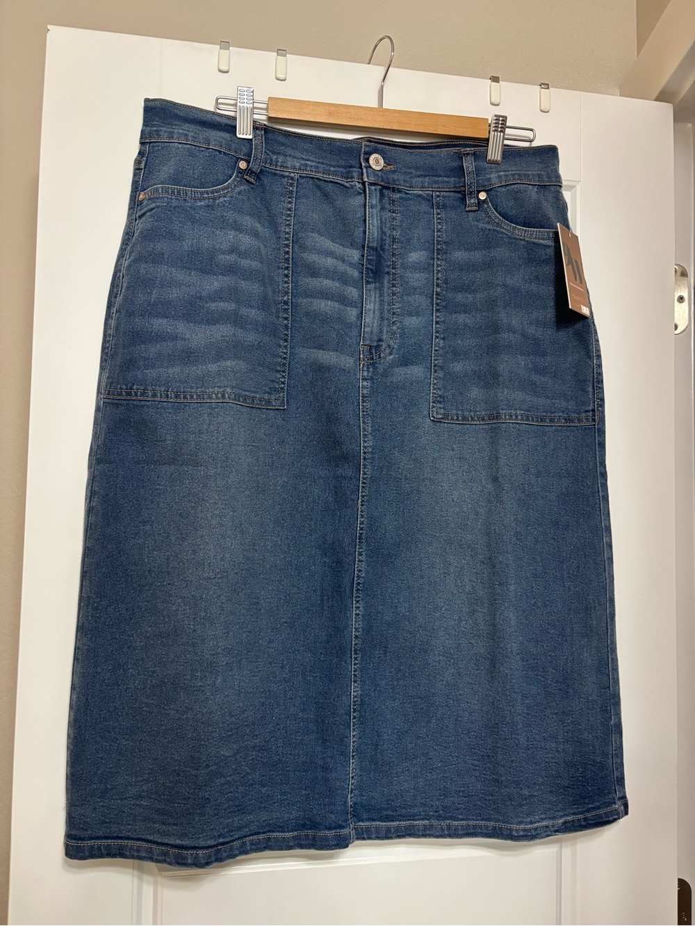 Women's Dark Blue Denim Midi Skirt - Casual Pocket Front